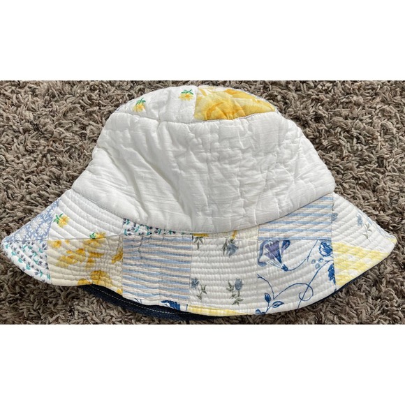 Quilted Outlaw Reversible Bucket Hat NWOT main image 6
